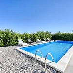 Pool House Lilly - Happy Holiday home